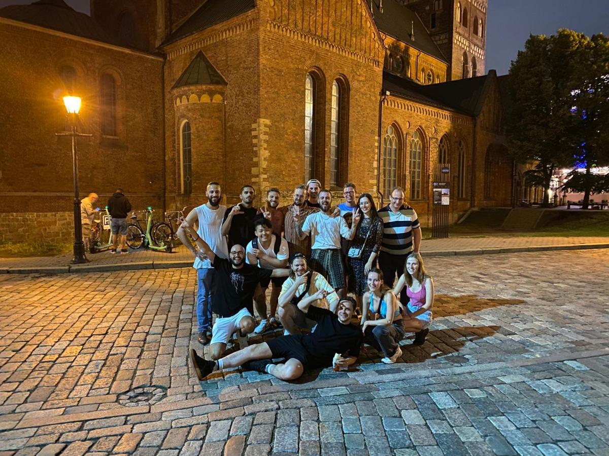 Cinnamon Sally Backpackers Рига